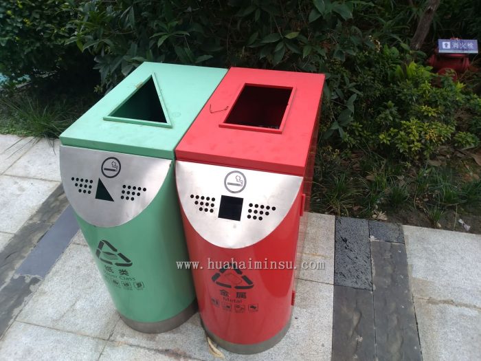 Outdoor Landscape Art Classified Dustbin, Outdoor High-quality Dustbin is the first choice(Red and blue)