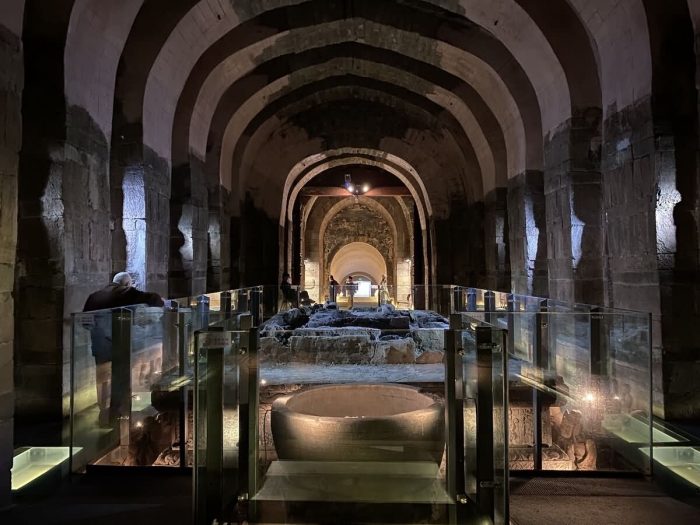  Wang Jian's Tomb in Chengdu, also explain China’s economic resilience